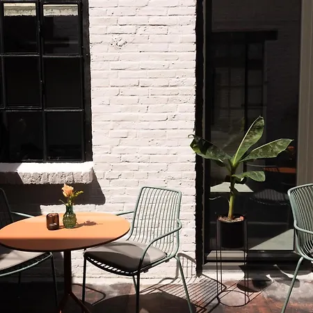 Hotel Cousins Boutique