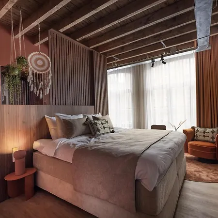 Hotel Cousins Boutique *